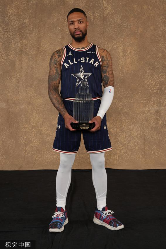 一则关于伊 一则关于伊