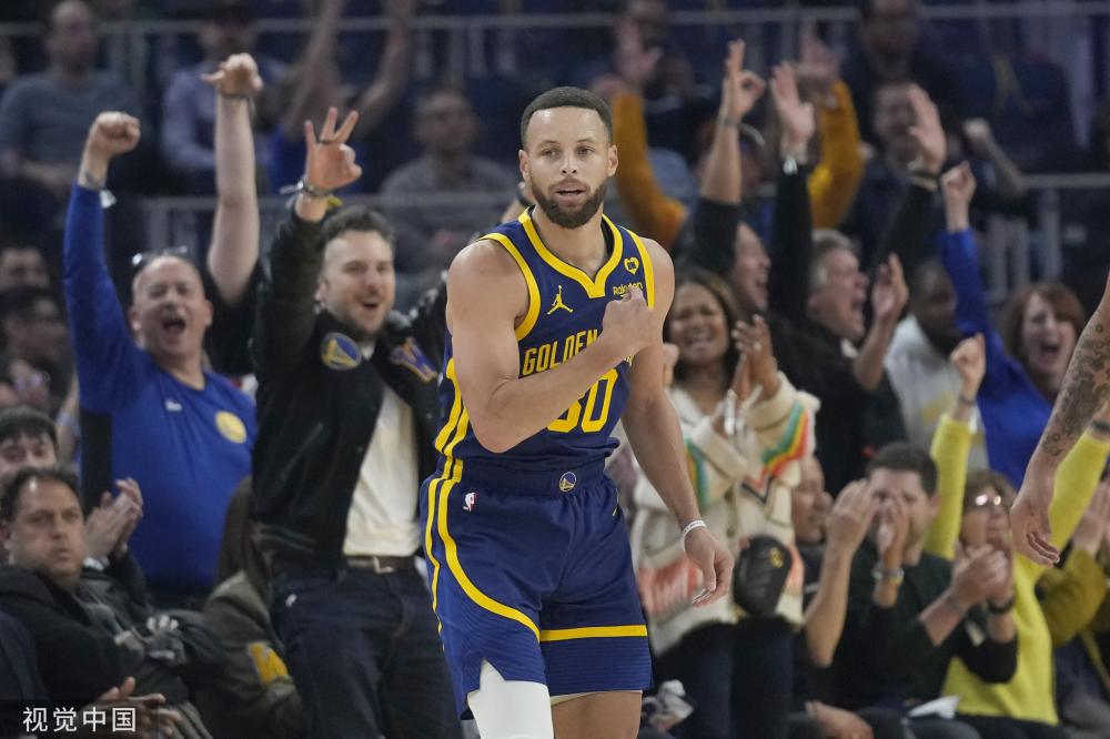 在足球转会 在足球转会